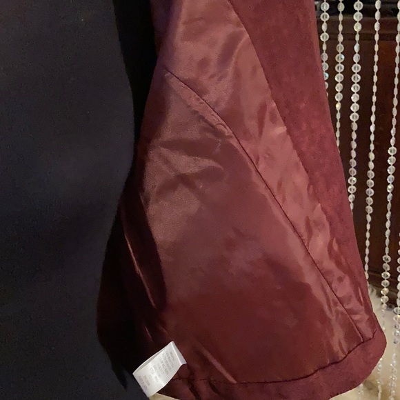 Jacket - Picture 4 of 7